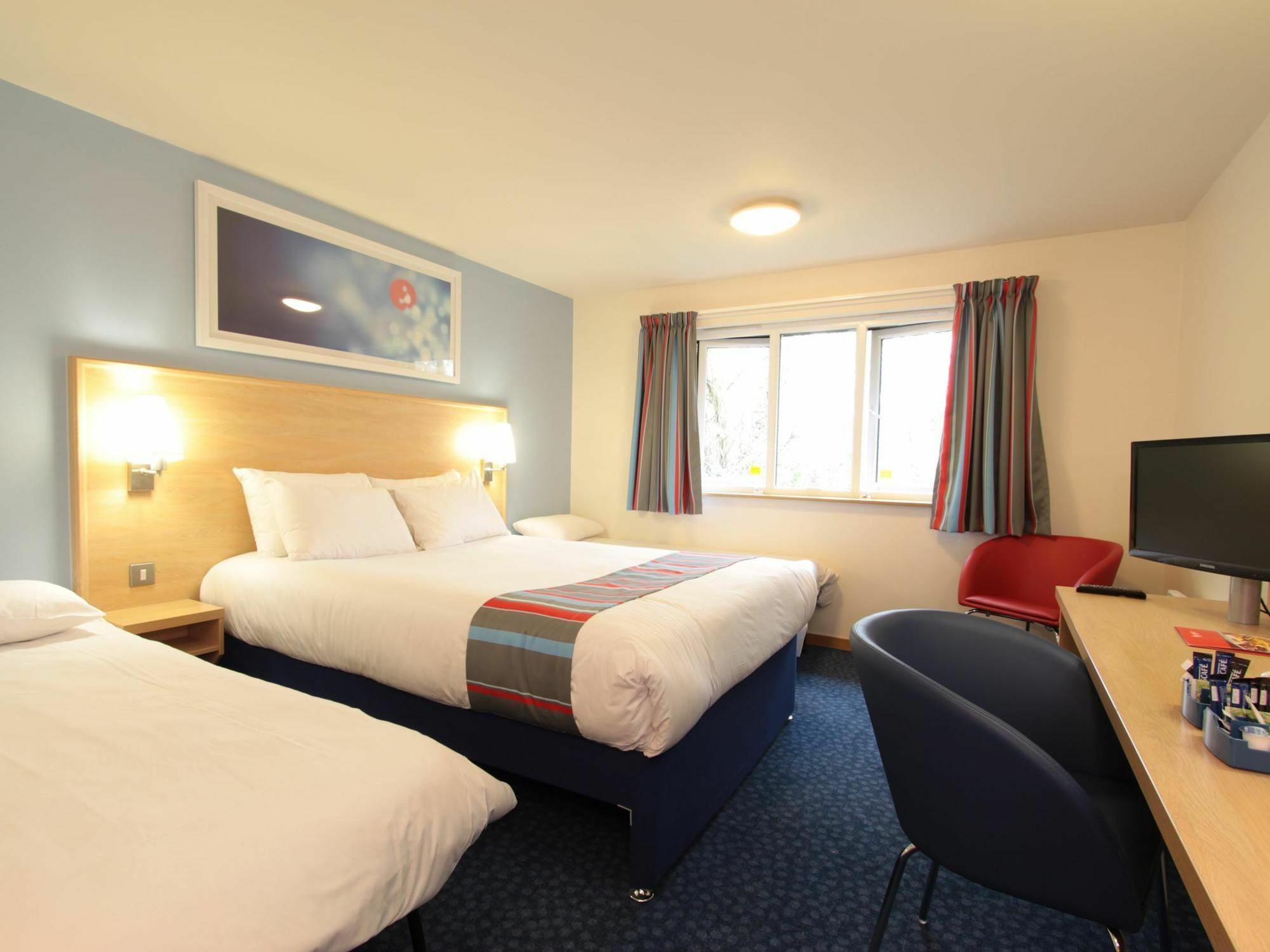 Hotel Travelodge Anchor Road 3*
